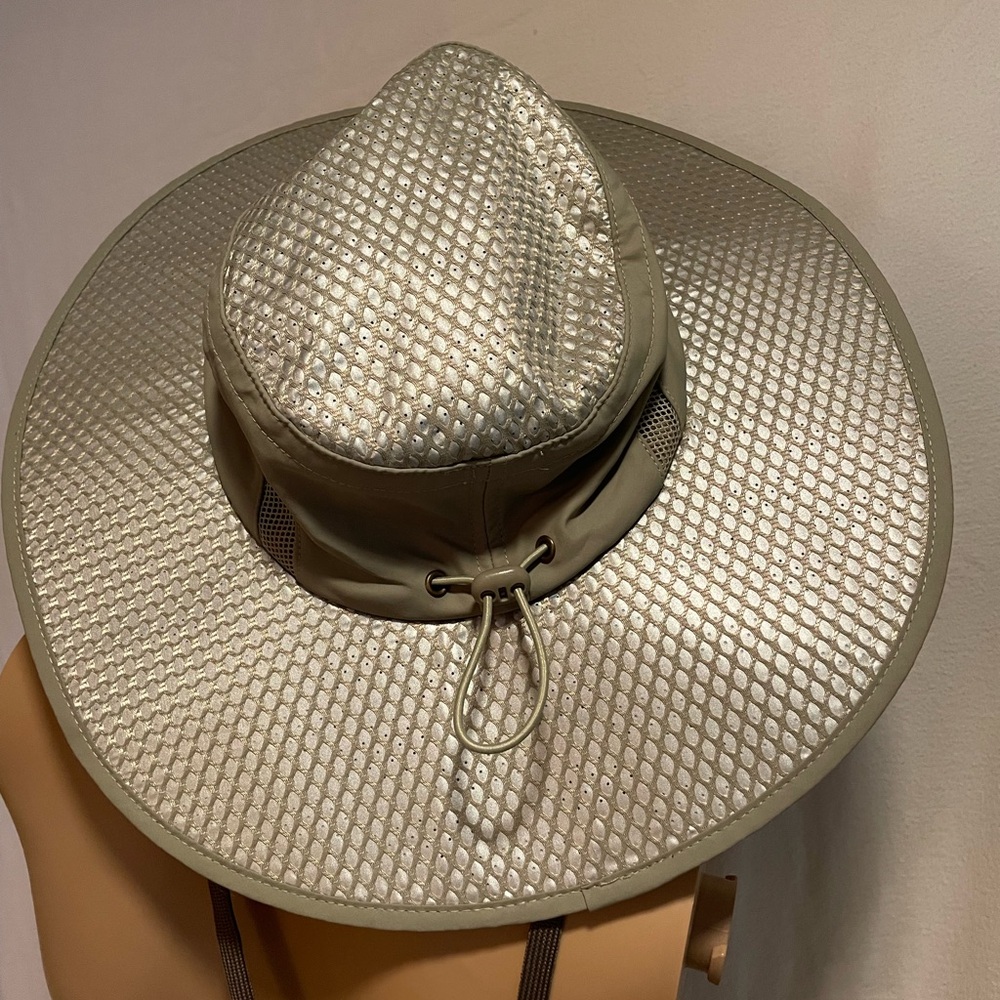 Arctic Air Silver Reflective Sun Hat w/ UV Protection